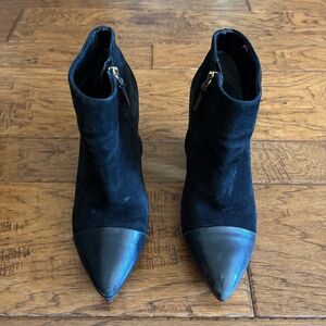 Tory Burch Rivington 100 black suede leather cap toe zip ankle boots